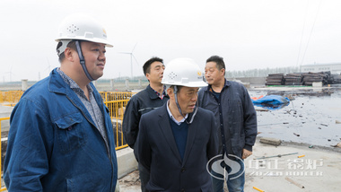 中正鍋爐服務團隊走進宏雅木業(yè)生物質(zhì)鍋爐房