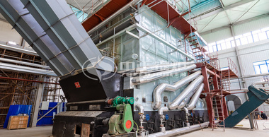 隆源化肥25噸SZL系列燃煤鏈條爐排蒸汽鍋爐項目