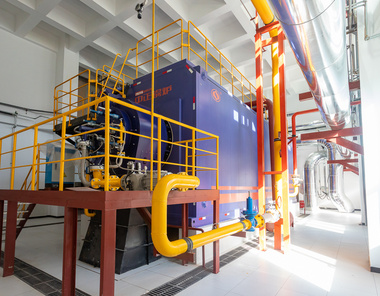 大容量爐膛設(shè)計(jì)保障燃料充分燃燒，適應(yīng)不同負(fù)荷變化，運(yùn)行穩(wěn)定可靠。