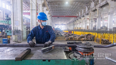 中正鍋爐車間生產(chǎn)日常：焊接、校形與零部件加工現(xiàn)場(chǎng)
