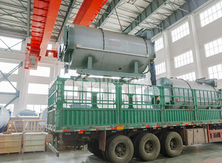 永乐高发往鄂托克旗的燃气锅炉正在装车