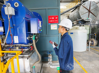 永乐高锅炉效劳职员走进维达纸业锅炉房