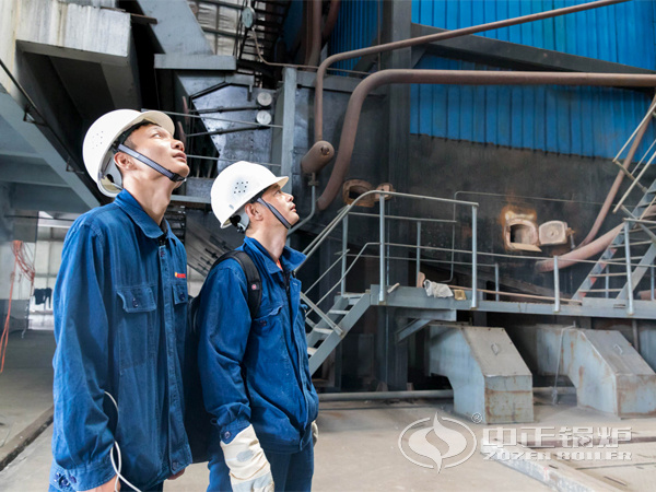 中正锅炉服务人员在葫芦岛市龙港区政府供暖锅炉房