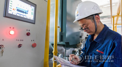 永乐高锅炉质量万里行走进枫叶小镇燃气锅炉房获认可