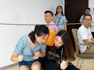 永乐高锅炉8月团建举行时