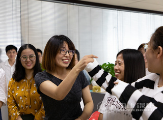 永乐高员工生涯多姿多彩