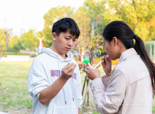 默契十足的永乐高锅炉小同伴们