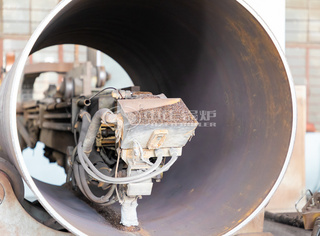 永乐高锅炉纵缝焊接接纳先进的埋弧自动焊工艺，包管焊接质量。