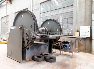 已焊接好的膜式水冷壁被做成种种造型