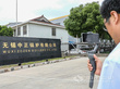 刘永敬副总经理向桂林客户展示中正锅炉厂区正门