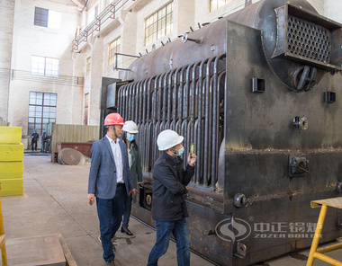 客户参观SZL系列锅炉生产车间