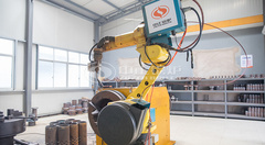 永乐高锅炉管座自动焊接机械人