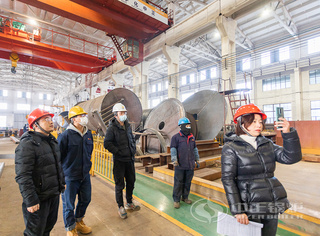 全力配合锅炉水压试验直播的永乐高锅炉事情职员