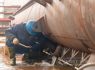 正在水压试验的永乐高人