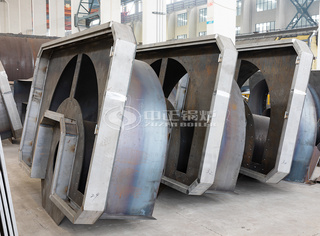 永乐高锅炉车间内摆放整齐的锅炉配件