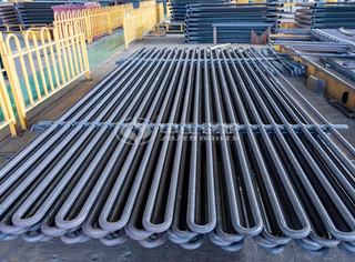 生产完成后摆放整齐的锅炉部件