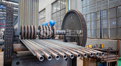 永乐高锅炉专业装备膜式壁排管机大幅提高膜式壁部件生产效率