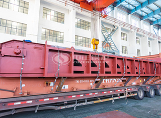 发往印尼的导热油锅炉底座设计结实，以顺应远程海运的需求